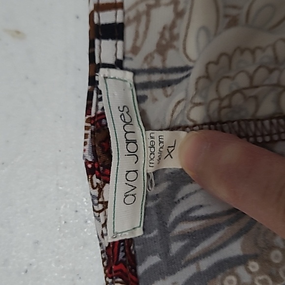 Ava James paisley boho top with velour details & bell sleeves size XL - Picture 5 of 9